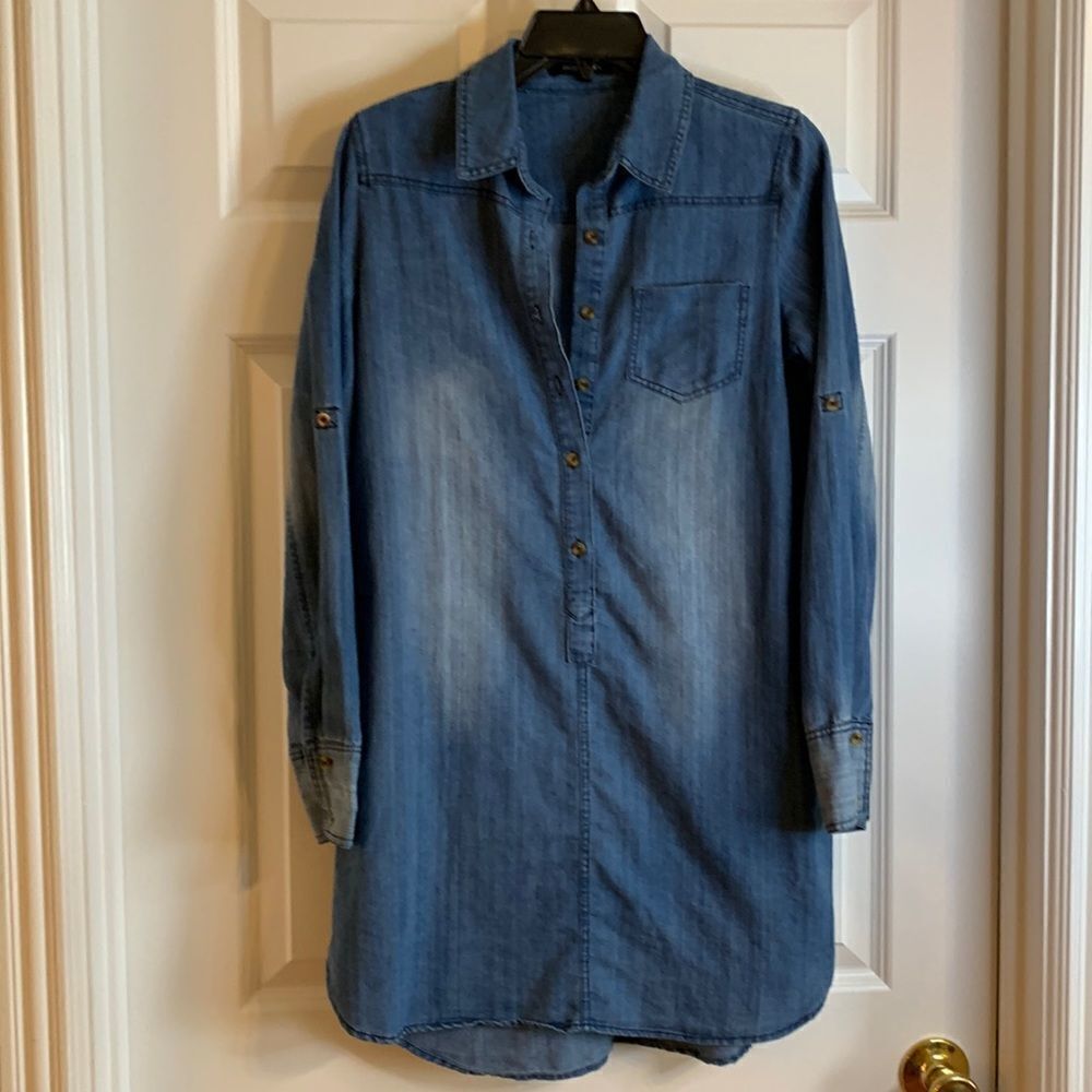 Papermoon size small denim long sleeve dress. No belt included